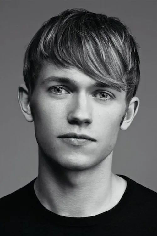 Greg Austin — personaje: Charlie Smith