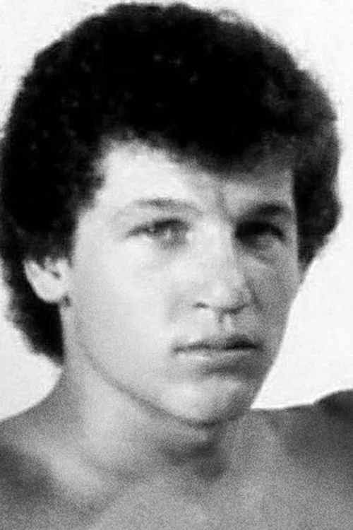 George Eastman ha trabajado con Greg Dale en 1 ocasiones