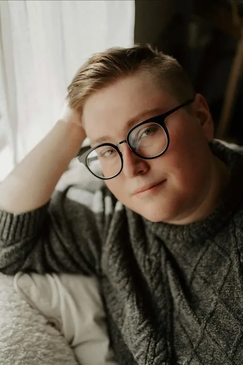 Tad Sallee ha trabajado con Greg Rencken en 1 ocasiones