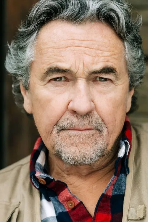 Tom Butler ha trabajado con Greg Rogers en 4 ocasiones