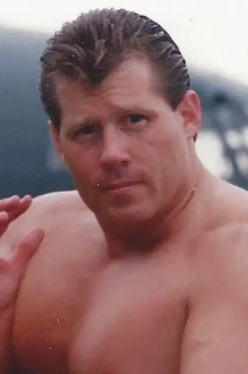 Greg Stott interpretando a Self