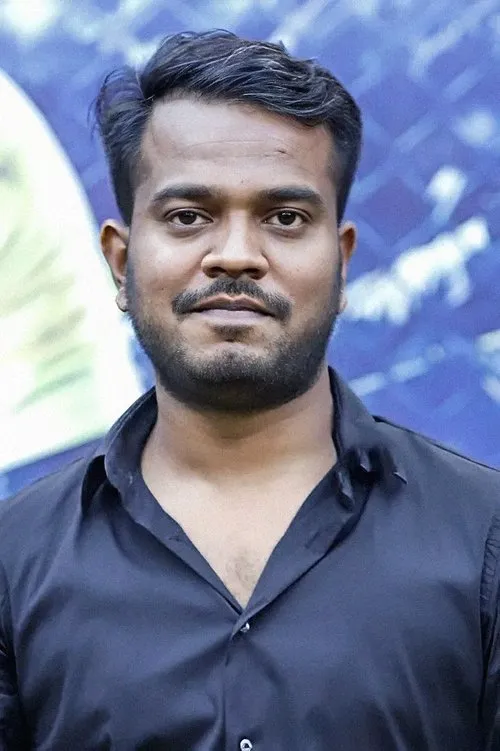 Guhan Prakash interpretando a Lalith