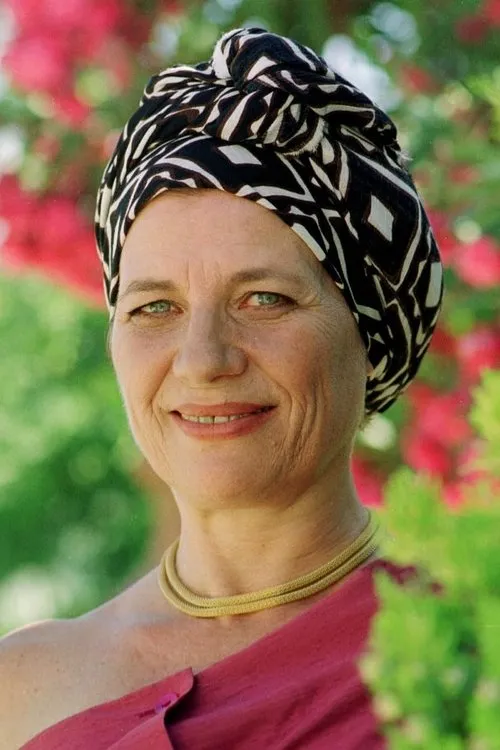 Guida Maria interpretando a Brunélia / Mariana