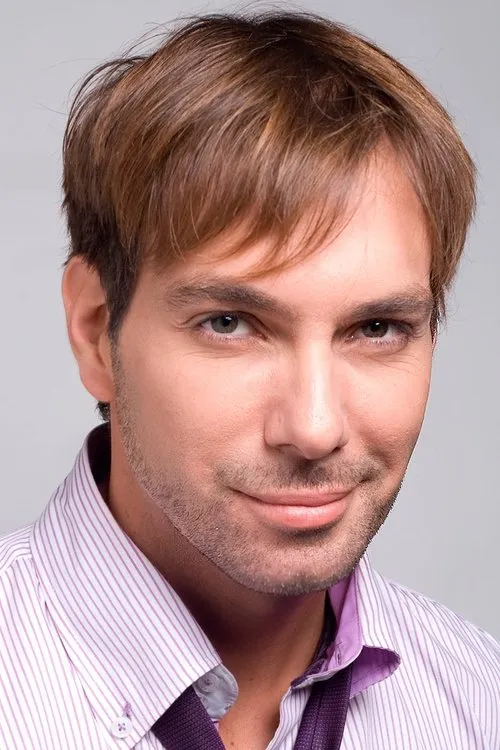 Guido Vecchiola interpretando a Jean Franco