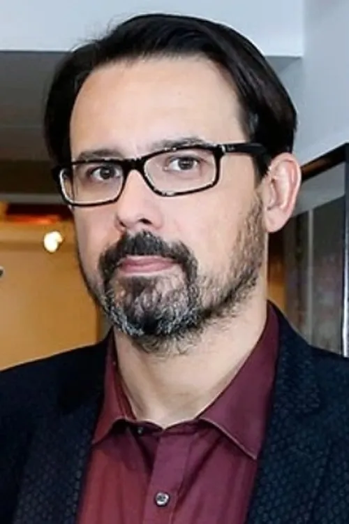 Eric Serra-Tosio ha trabajado con Guillaume Garidel en 3 ocasiones