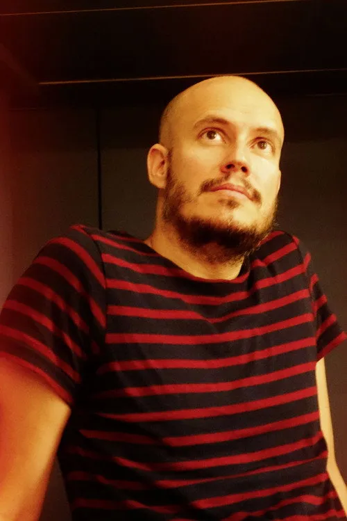 Guille Milkyway interpretando a Self - Music Producer (voice)