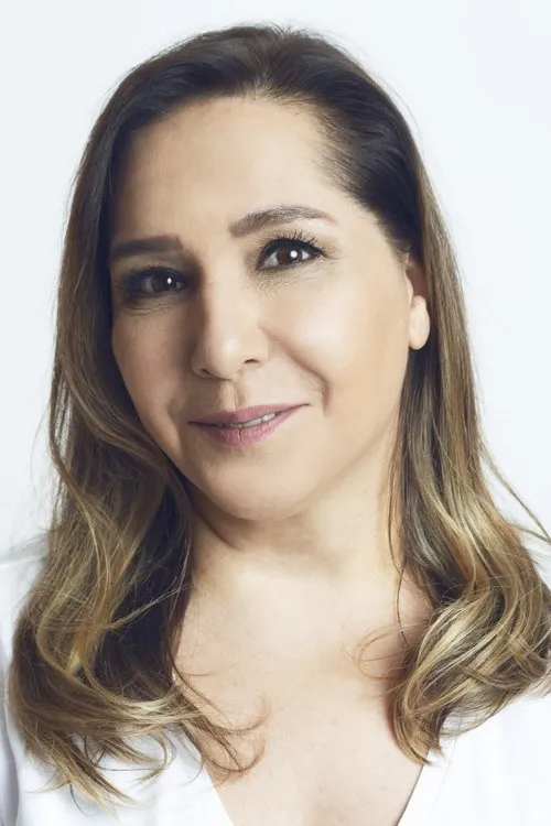 Riza Akin ha trabajado con Gülhan Tekin en 3 ocasiones