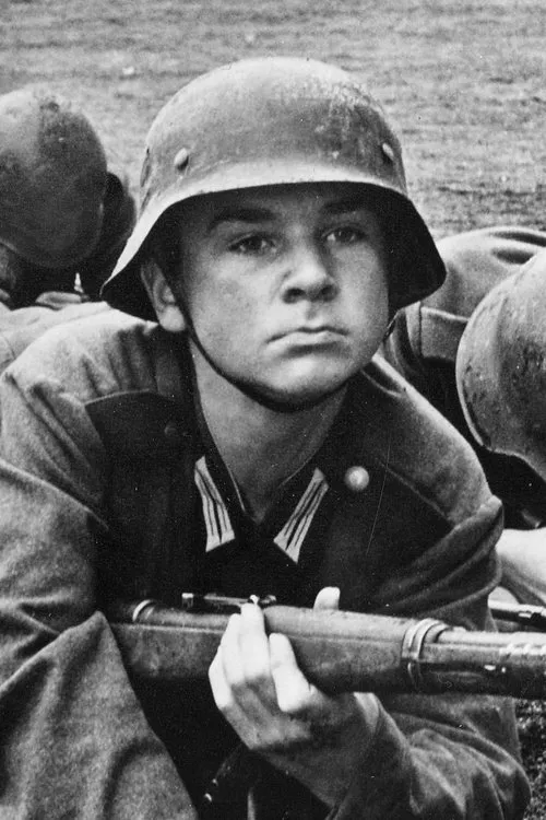 Günther Hoffmann interpretando a Günther Wandtke