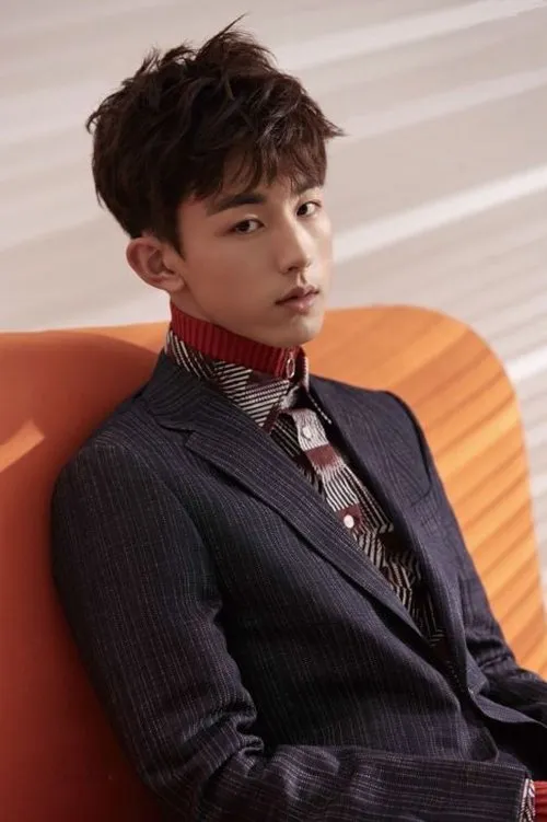 Guo Junchen — personaje: SanYi Qian