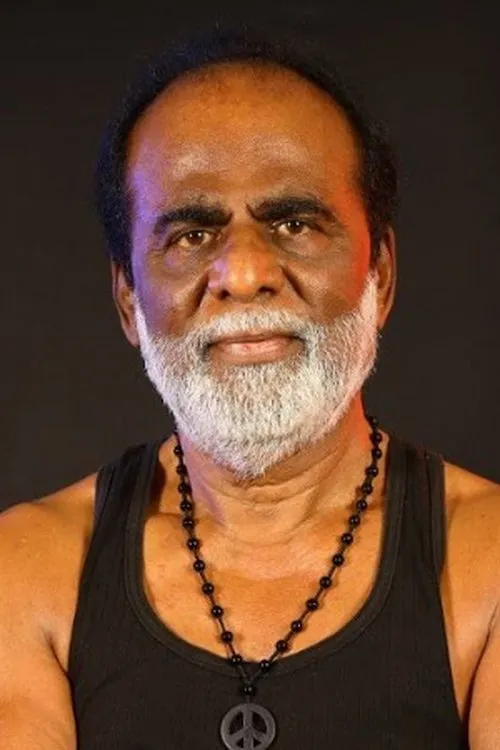 Guruappa Krishna Reddy interpretando a Vijayendra Varma