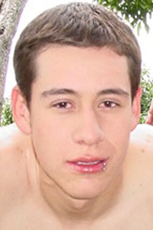 Gustavo interpretando a Credited as Dylan