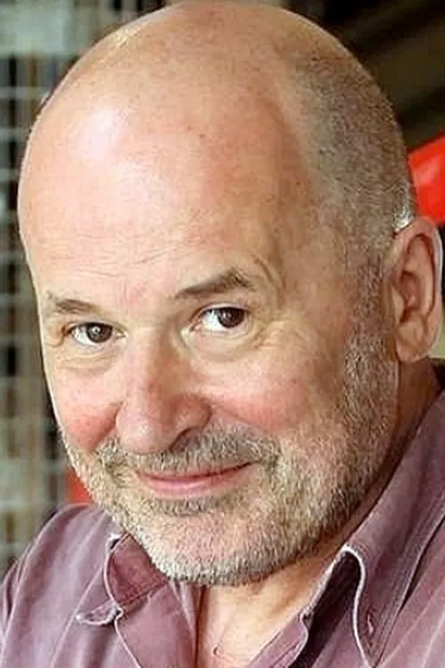 Guy Louret interpretando a Buci