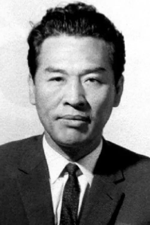 Yeong Sim ha trabajado con Gye-ryong Cha en 2 ocasiones