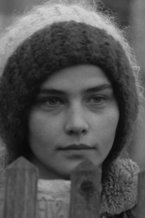 Gyöngyvér Vigh interpretando a 