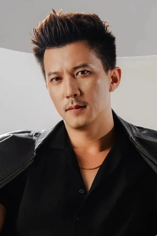 Nguy?n Minh Tú ha trabajado con Hà Việt Dũng en 1 ocasiones