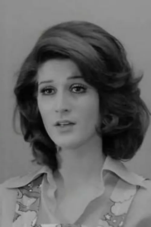 Habiba interpretando a 