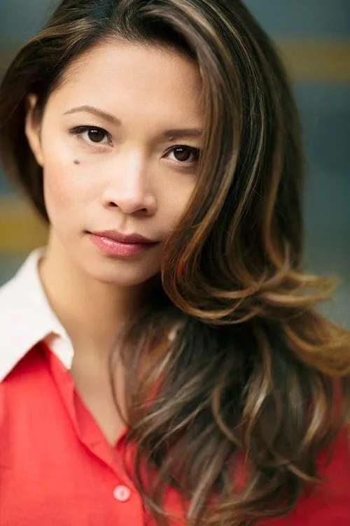 Haiha Le — personaje: Cassie Rafter