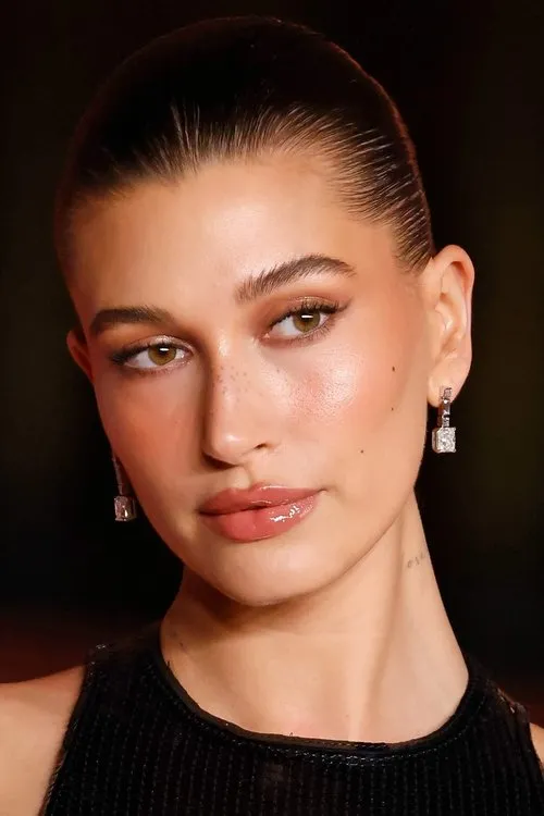 Adriana Lima ha trabajado con Hailey Bieber en 2 ocasiones