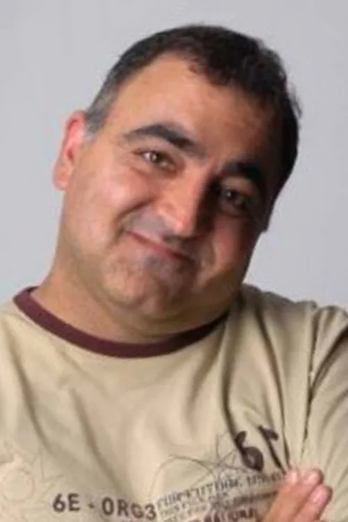 Ayhan Tas ha trabajado con Hakan Akın en 4 ocasiones