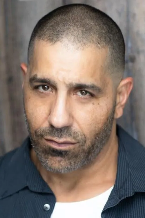 Lauren Hayes ha trabajado con Hal Devi en 1 ocasiones