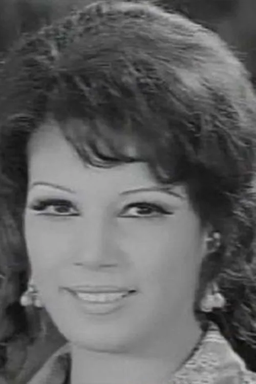 Hala ElShawarby interpretando a Sohair