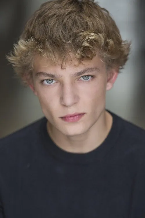 Hale Lytle interpretando a Nick