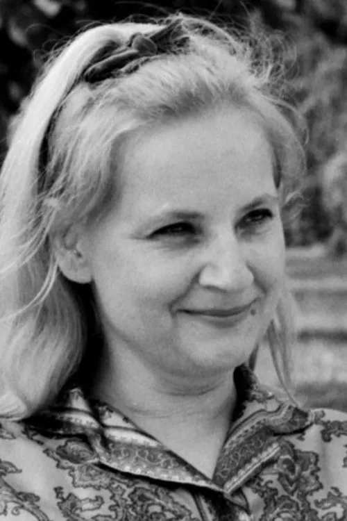 Halina Machulska interpretando a Museum Guide