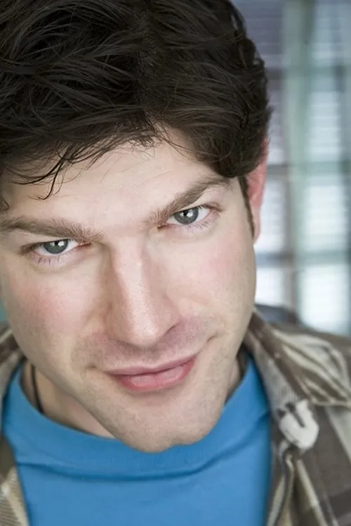 Hamid Assian interpretando a Ryan Hawkins