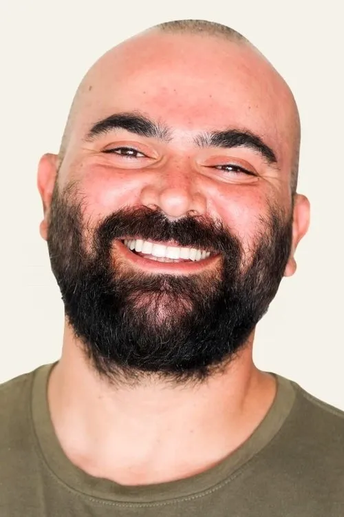 Hamzah Saman interpretando a Ido Ran