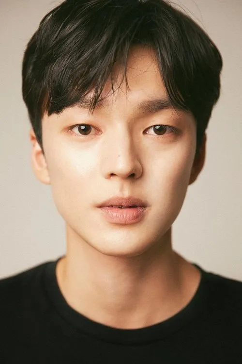 Han Hyeon-jun — personaje: Cha Ji Woo