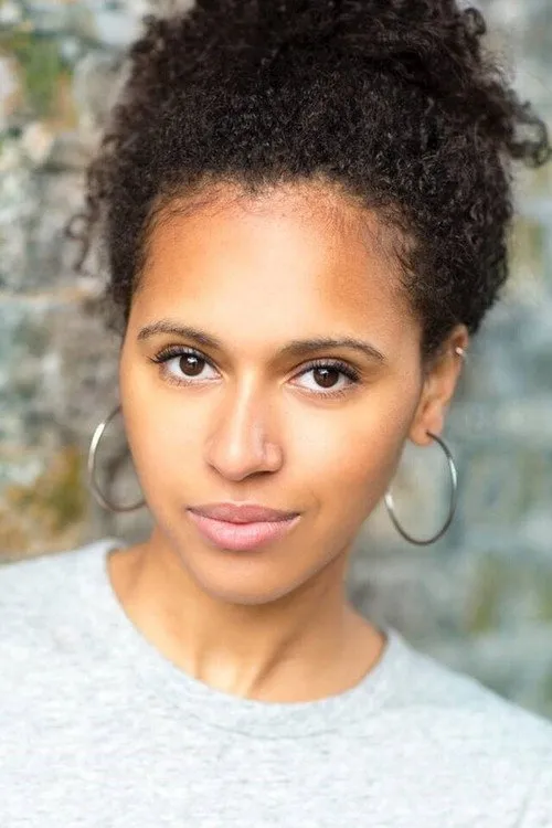 Claire Price ha trabajado con Hannah Azuonye en 2 ocasiones