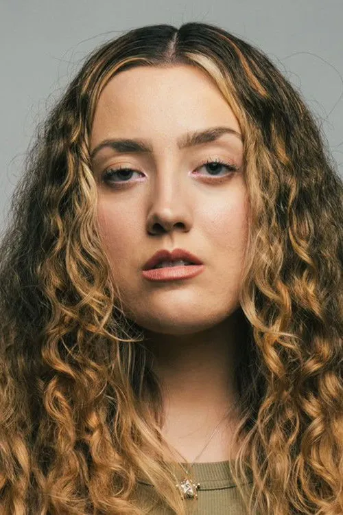 Benjamin Sheeler ha trabajado con Hannah Khalaf en 1 ocasiones