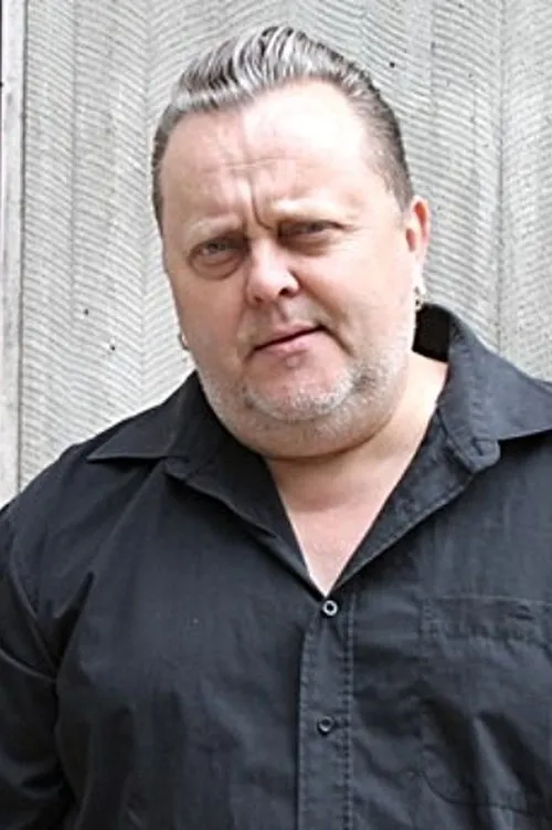 Hannu Kiviaho en su biografía y filmografía