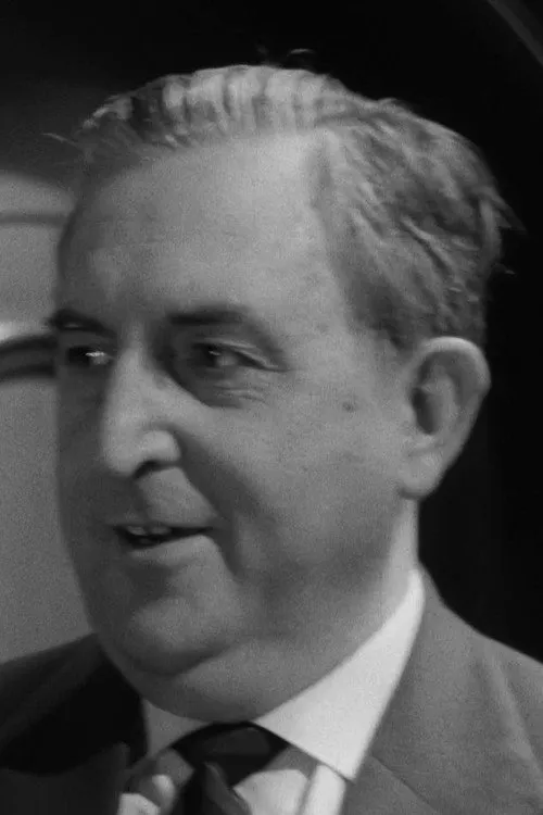 Alfred Lohner ha trabajado con Hans Grimm en 1 ocasiones