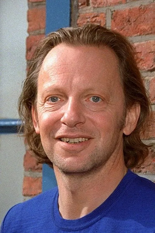 Hans Kremer — personaje: Peter Teuscher