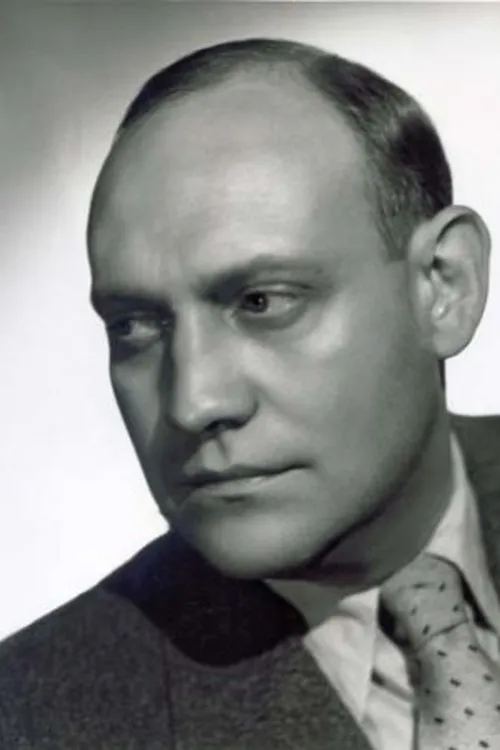 Hans Meyer-Hanno interpretando a Pilot