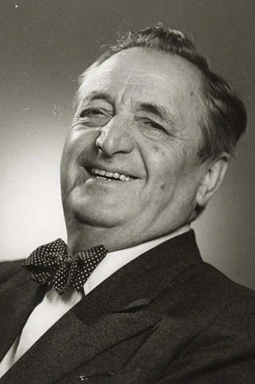 Paul Hörbiger ha trabajado con Hans Moser en 22 ocasiones