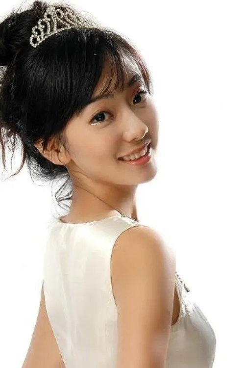 Hao Zejia — personaje: Lin Quin