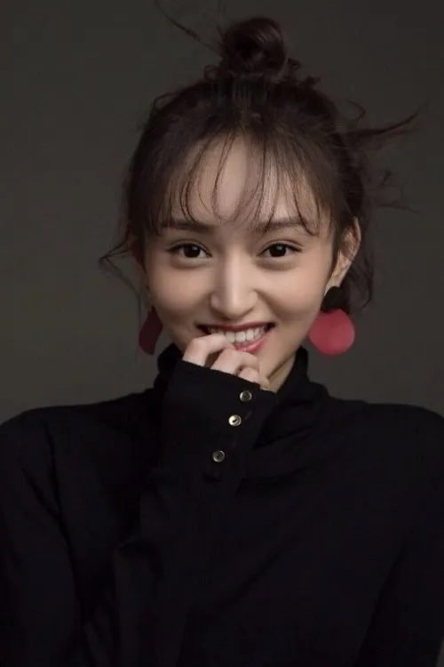 Haoyue Huang — personaje: Zhou Yifei