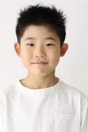 Hara Tomoki en su biografía y filmografía