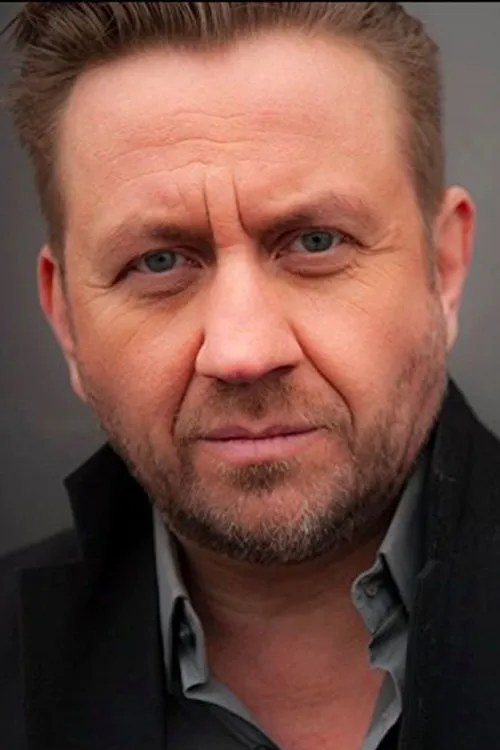 Calhoun Koenig ha trabajado con Harley Wallen en 9 ocasiones