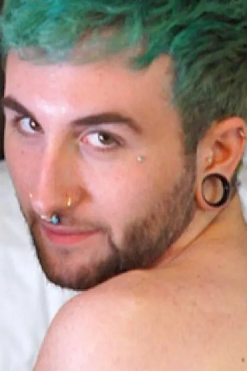 Harper White interpretando a (archive footage)