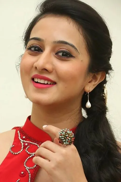 Harshika Poonacha interpretando a Ambika