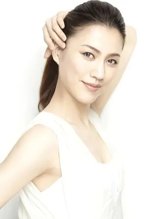 Ron Monroe ha trabajado con Haruhi Ryoga en 1 ocasiones