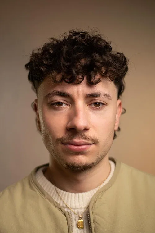 Foto de perfil del actor Harvey Almond en el reparto