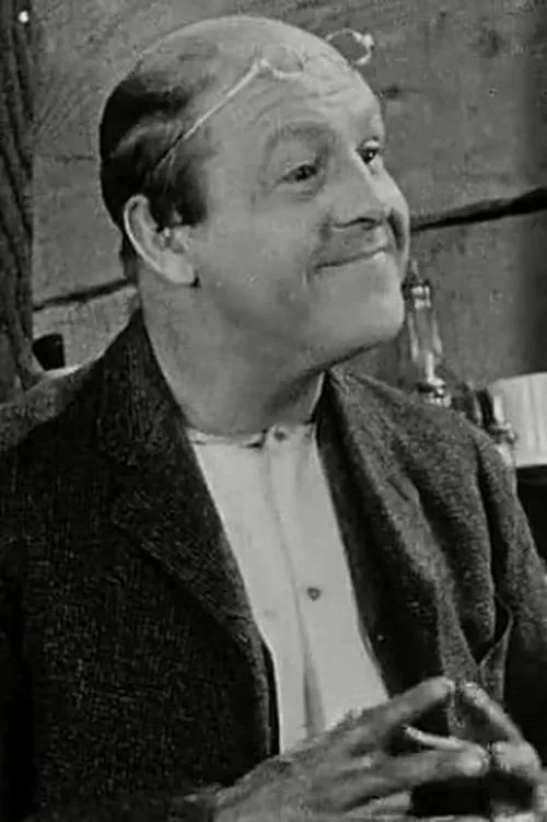 Harvey Clark interpretando a Sgt. O'Shea