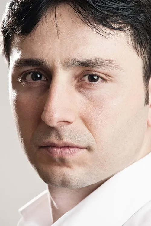 Umut Karadag ha trabajado con Hasan Aslangiray en 1 ocasiones