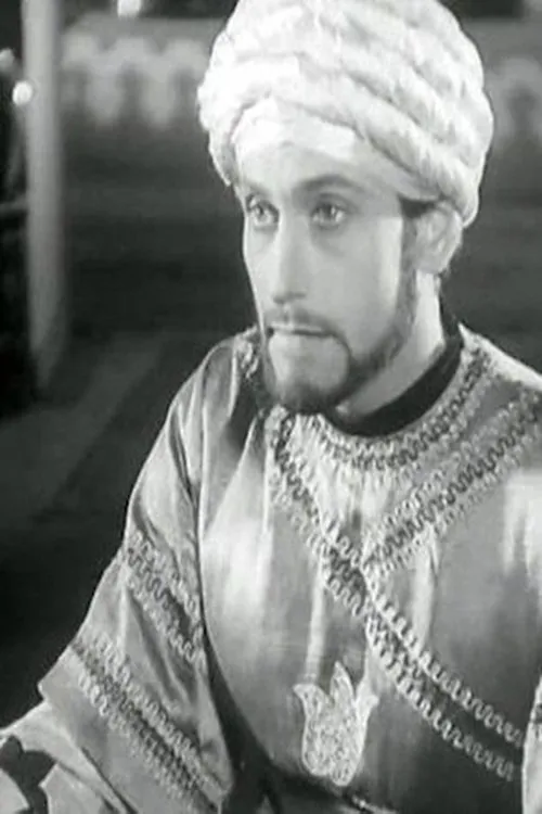 Hassan Ezzat interpretando a ?????