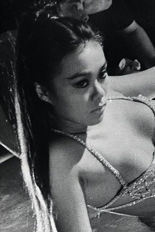 ??? ha trabajado con Hatsue Tonooka en 1 ocasiones