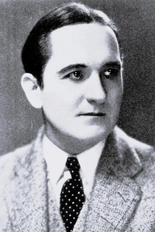 Hayden Stevenson interpretando a 